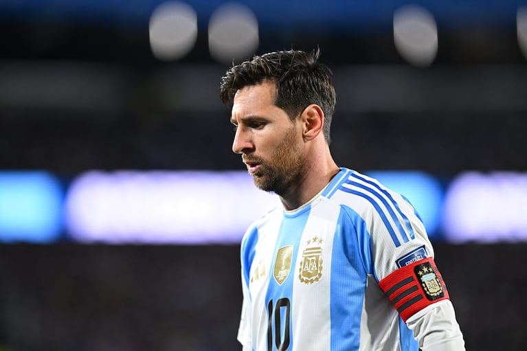 Soccer Football - World Cup - South American Qualifiers - Argentina v Colombia - Estadio Monumental, Buenos Aires, Argentina - June 10, 2025 Argentina's Lionel Messi REUTERS/Rodrigo Valle