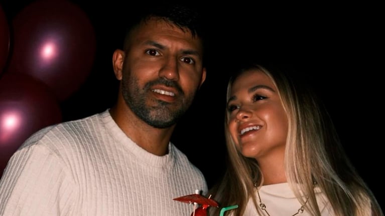 Sofía Calzetti lució su pancita de embarazada en su cumpleaños.