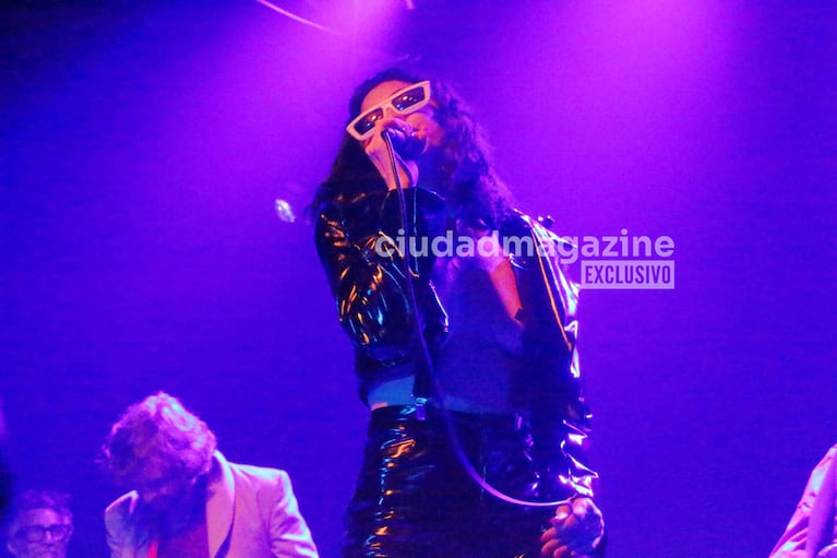 Sofía Gala compartió escenario con Fito Páez y Fea en Niceto. (Foto: Movilpress)