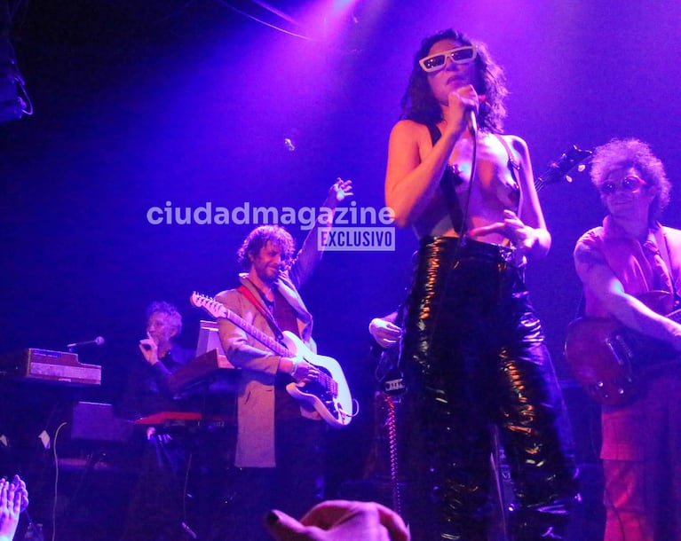 Sofía Gala compartió escenario con Fito Páez y Fea en Niceto. (Foto: Movilpress)