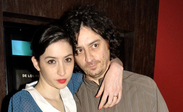 Sofía Gala y su marido en el estreno de Todos tenemos un plan. (Foto: Jennifer Rubio)
