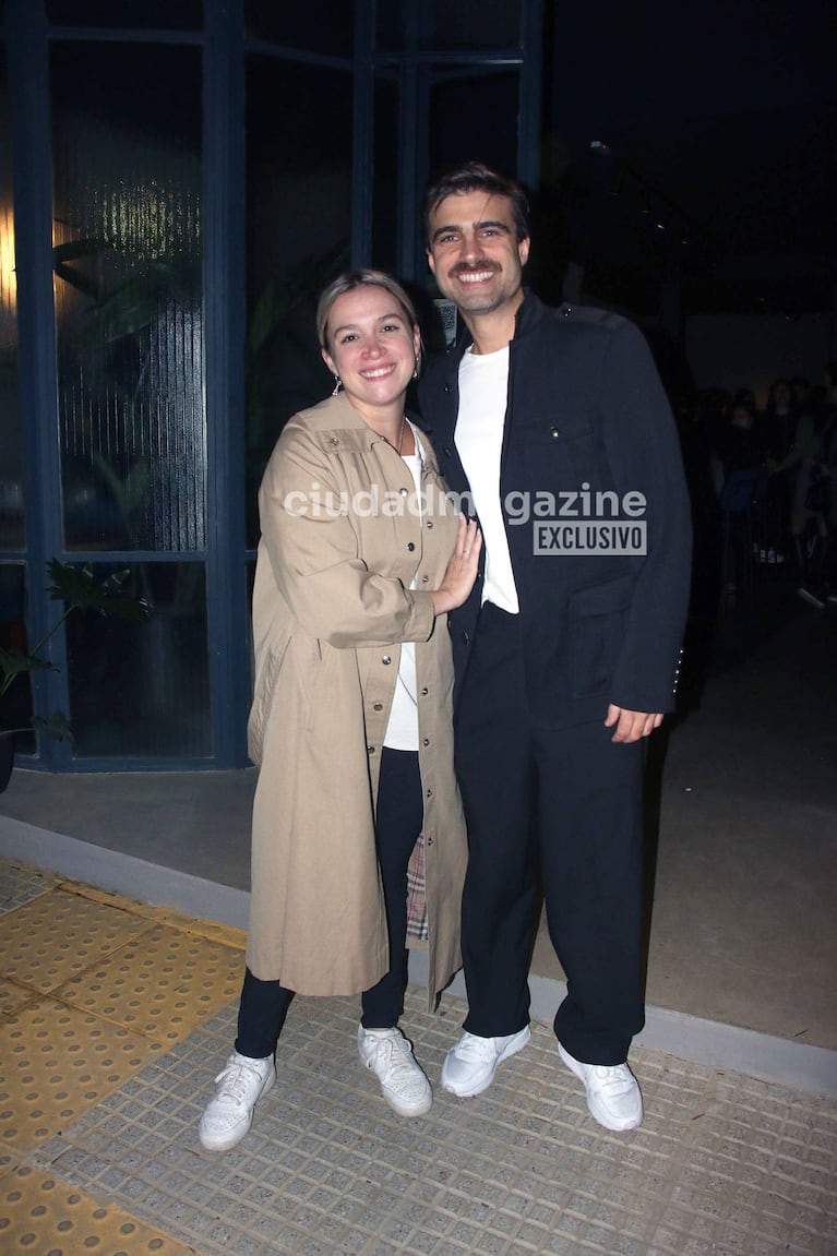 Sofía Pachano y Santiago Ramundo en un evento porteño (Foto: Movilpress).