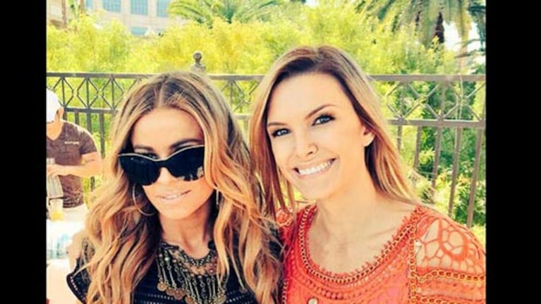 Sofía Zámolo con Carmen Electra en Las Vegas. (Foto: Instagram)