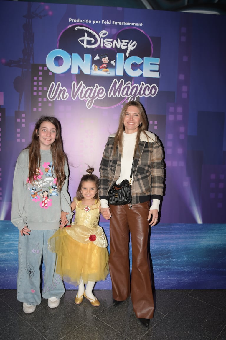 Sofía Zámolo y su hija en el estreno de Disney On Ice (Foto: Prensa).