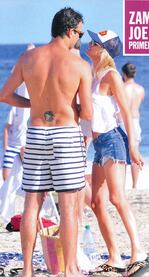 Sofía Zámolo y su novio Joe en Punta del Este. (Foto: revista Caras)
