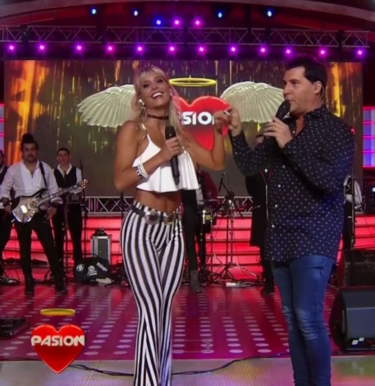 Sol Pérez debutó como conductora: ¡mirá el look sexy que eligió para su primera salida en Pasión de Sábado! 