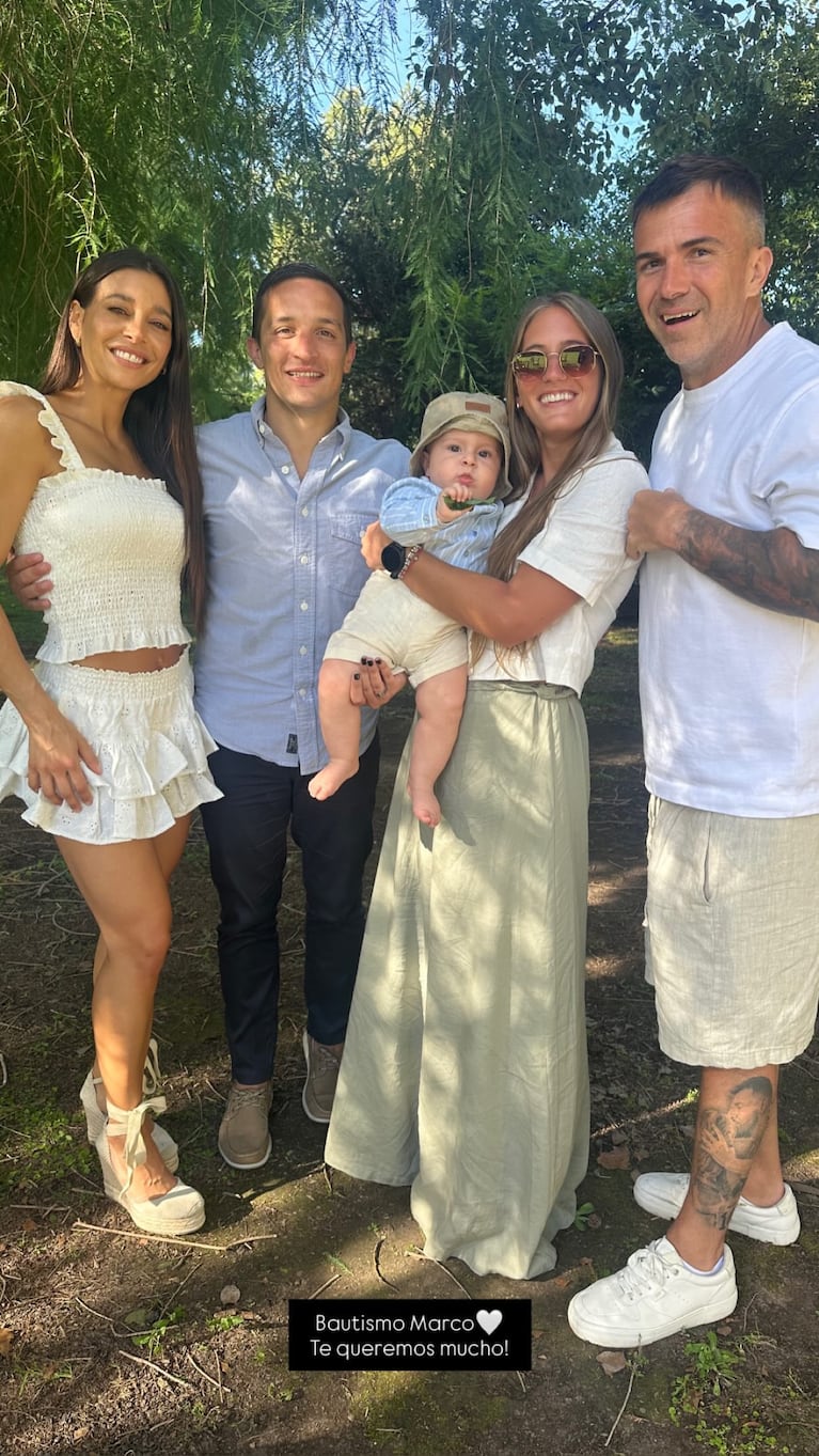 Sol Pérez y Guido Mazzoni festejaron el bautismo de Marco, su hijo. (Foto: @lasobrideperez)
