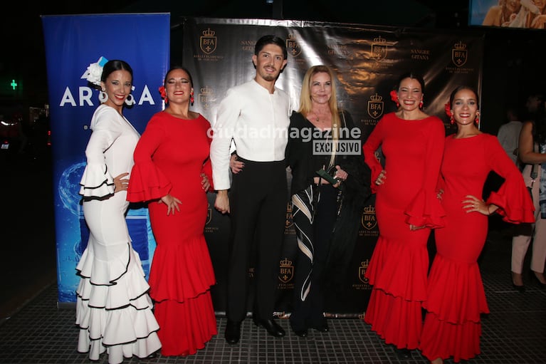 Soledad Aquino en el espectáculo Sangre Gitana en el Teatro Picadilly (Foto: Movilpress).