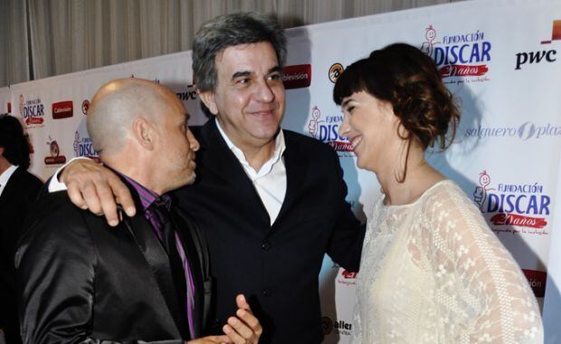 Soledad junto a Ronnie Arias y Miguel Angel Rodríguez en el evento de Discar. (Foto: Jennifer Rubio).