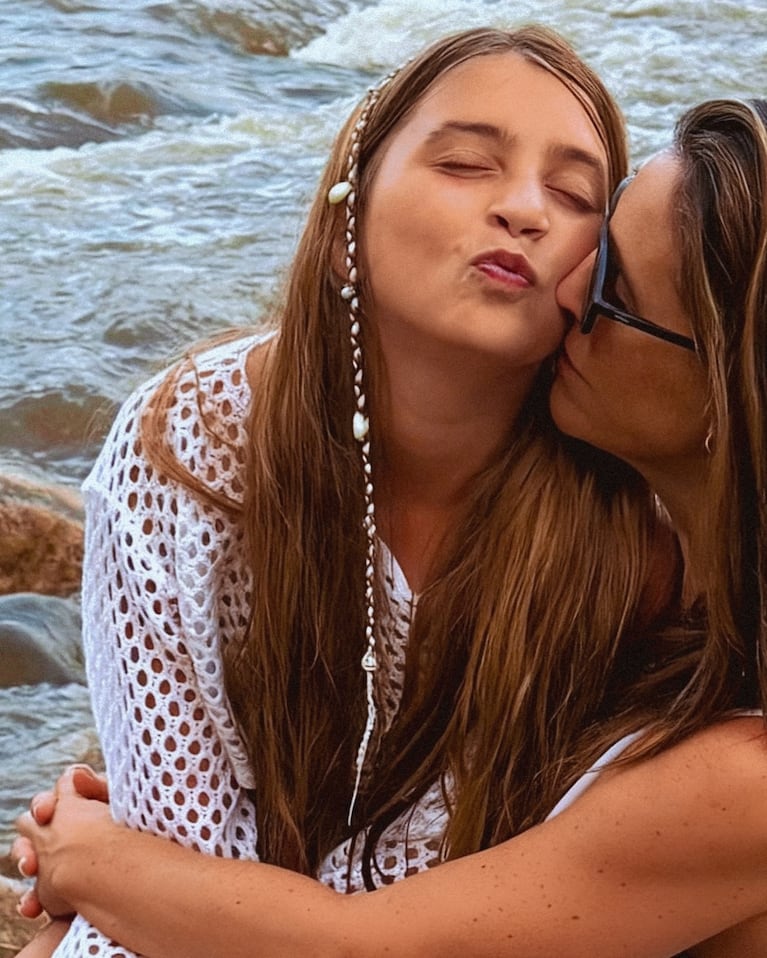 Soledad Pastorutti emocionó al celebrar el cumpleaños de su hija Regina. Crédito: Instagram