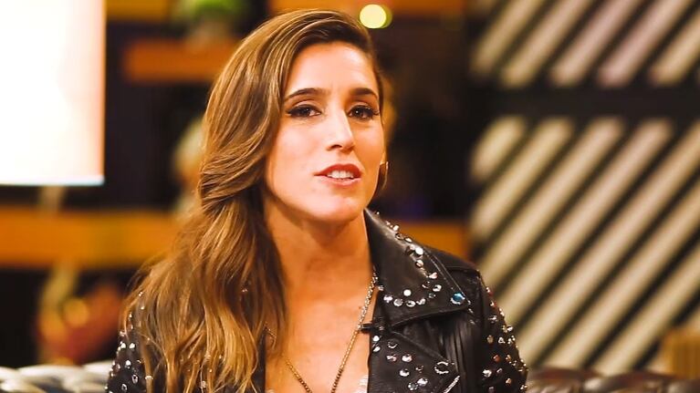 Soledad Pastorutti salió al cruce de un hombre que criticó muy fuerte sus sensuales looks (Foto: Web)