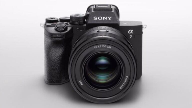 Sony presenta su nueva cámara sin espejo Alpha 7 IV con sensor full-frame de 33MP y vídeo 4K 60p