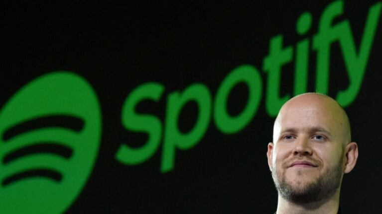Spotify reúne en un nuevo apartado los últimos lanzamientos de los artistas y programas que siguen los usuarios. Foto: AFP.