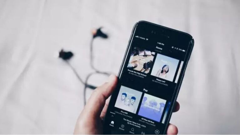 Spotify sigue trabajando en un apartado para móviles que muestra las canciones que escuchan los amigos