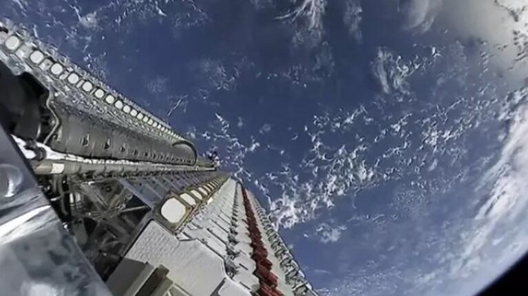 Starlink comenzará las pruebas de su servicio de telefonía por satélite este año