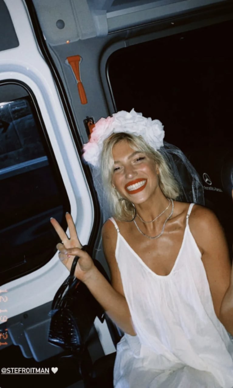 Stefi Roitman celebró su segunda despedida de soltera antes de su boda con Ricky Montaner: diversión en un barco en Colombia   