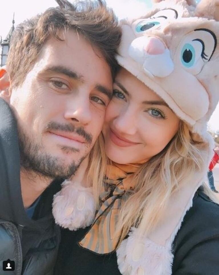 Stephanie Demner y Guido Pella, enamorados en París a medio año de blanquear su romance: "Un viaje más juntos"