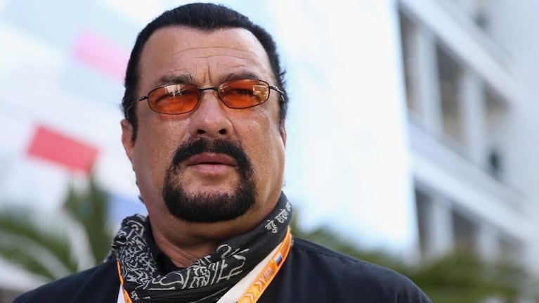 Steven Seagal entrenó a Sean Connery para personificar al agente 007