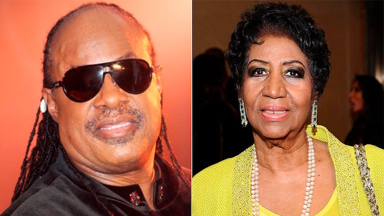 Stevie Wonder y Jesse Jackson visitan a Aretha Franklin