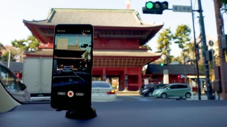 Street View admite las fotografías que los usuarios hagan desde sus móviles. Foto: DPA.