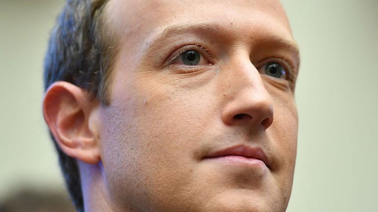  Su misión es promover una internet libre y una democracia auténtica. 