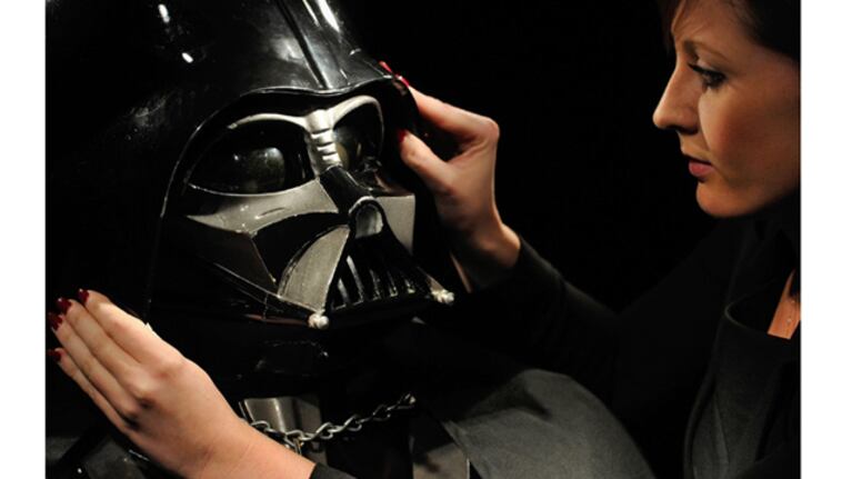 Subastan el traje de Darth Vader y los calzoncillos rojos de Superman