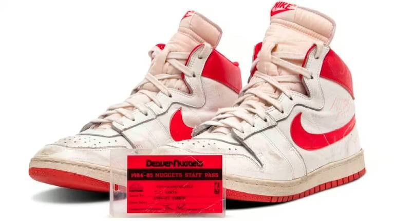 Subastaron unas icónicas zapatillas de Michael Jordan por más de 2 millones de dólares