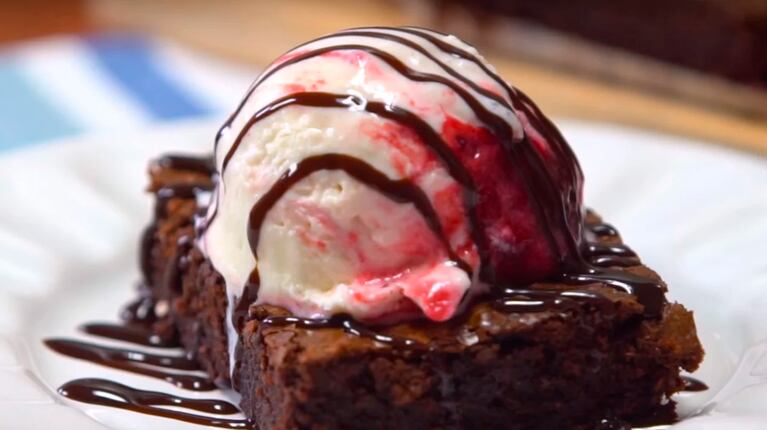 Súper brownie: seguí el paso a paso de esta receta y sorprendé a tus amigos 