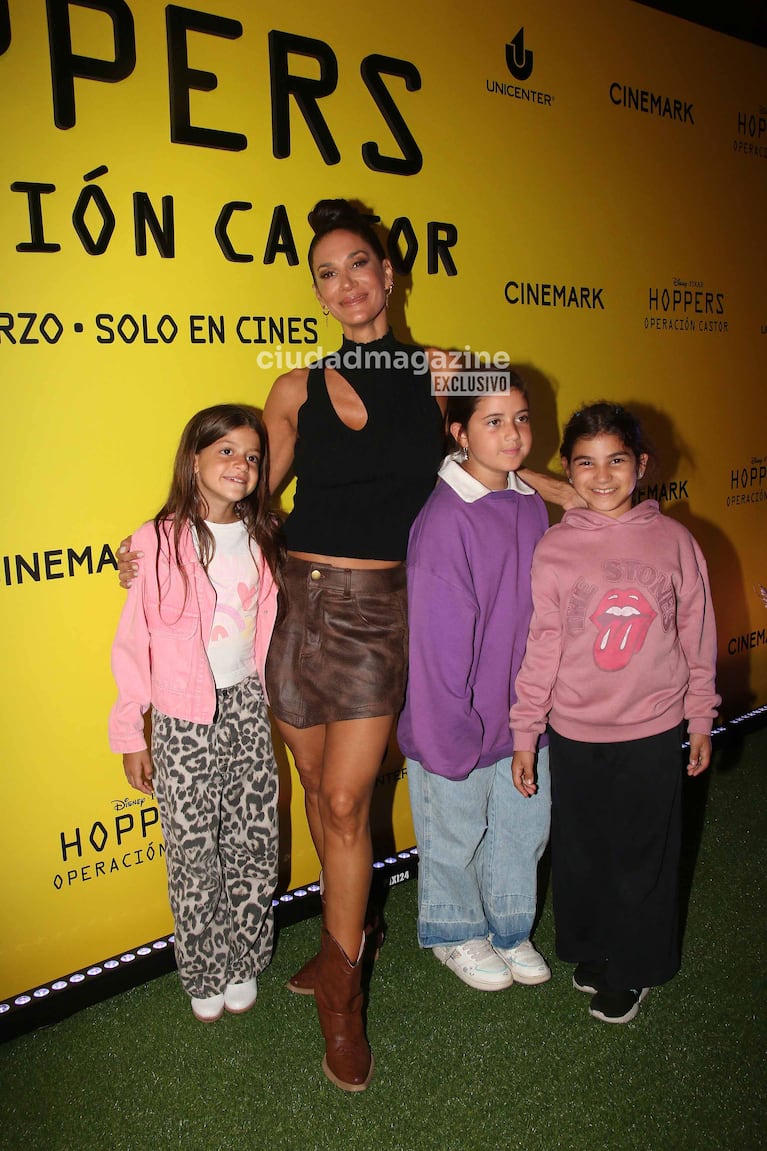 Súper mamás en modo glamour: las fotos de Dolores Barreiro, Agustina Casanova y más celebridades con sus hijos