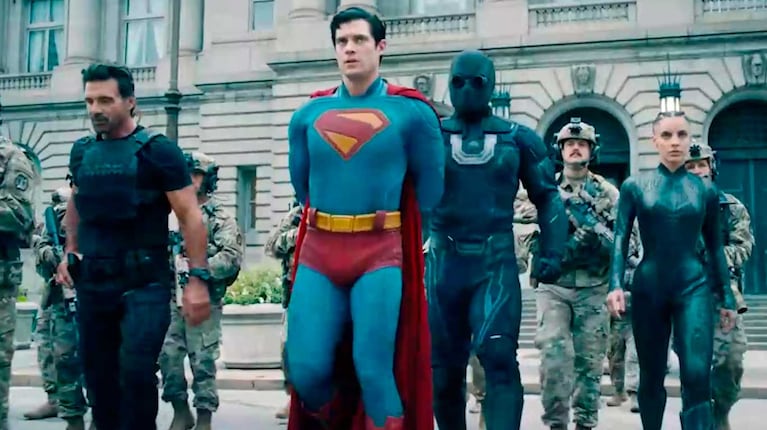 Superman se entrega (Foto: gentileza Warner Bros. )