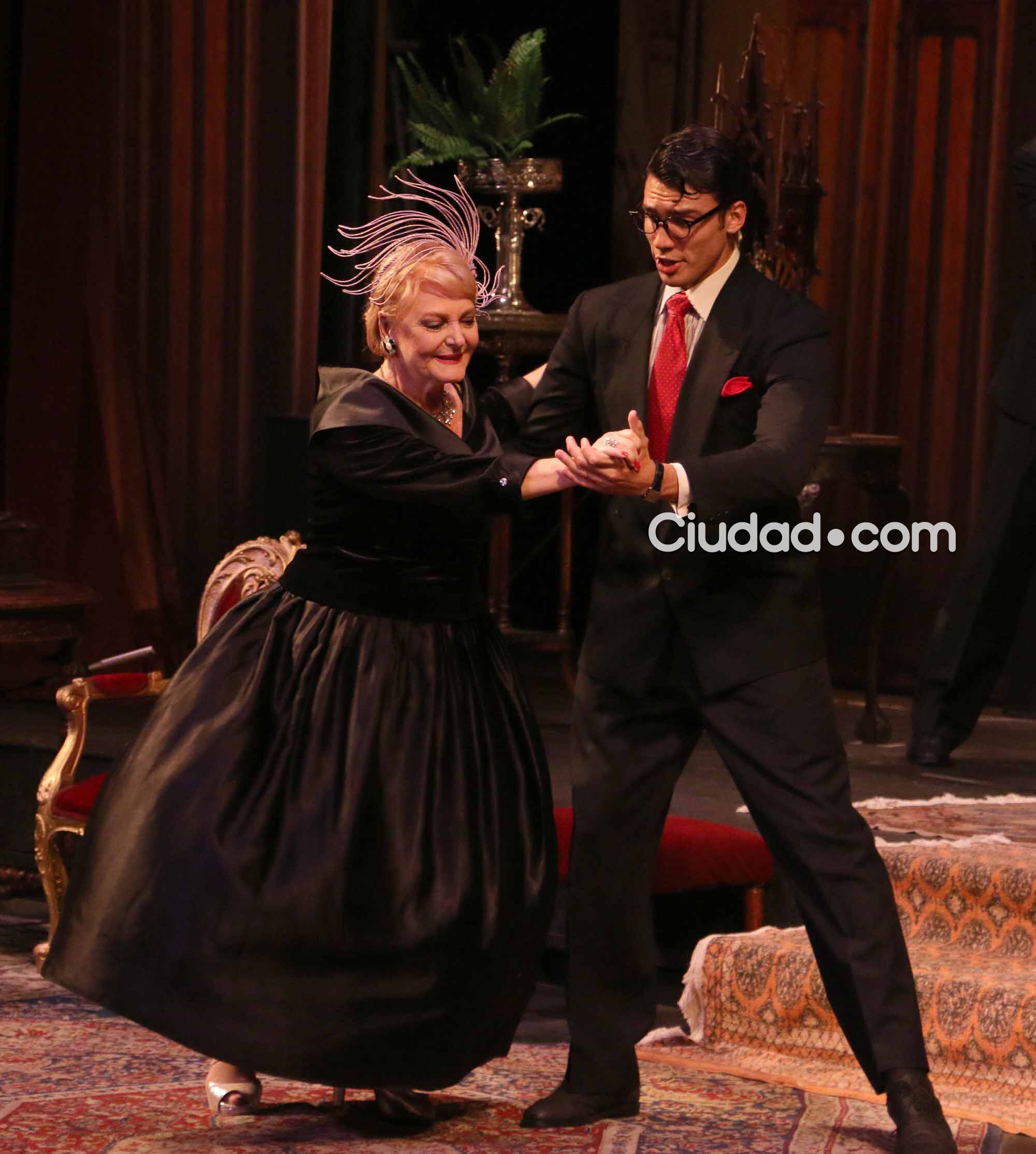 Susana fue a ver Filomena Marturano (Foto: Movilpress)