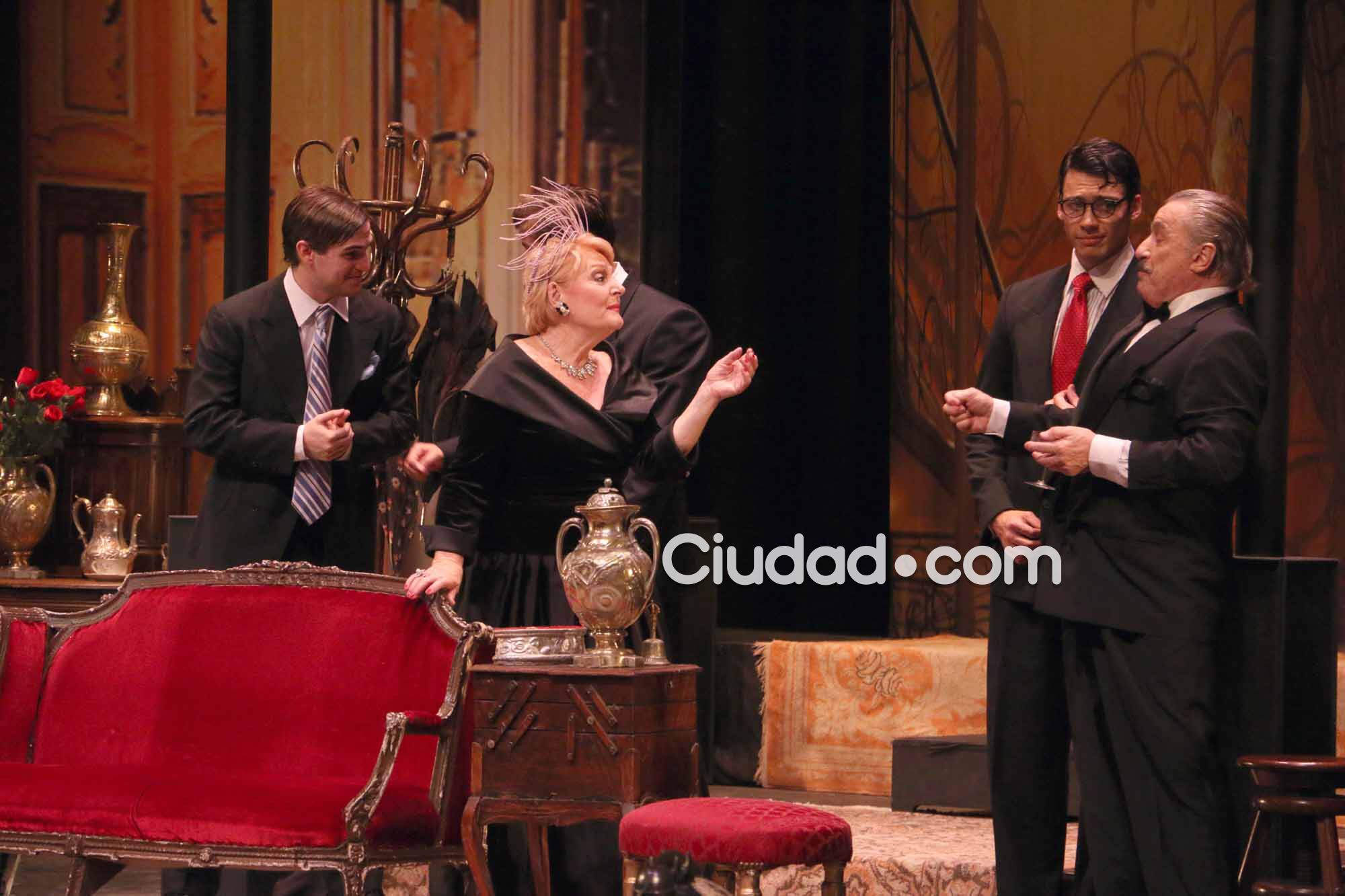 Susana fue a ver Filomena Marturano (Foto: Movilpress)