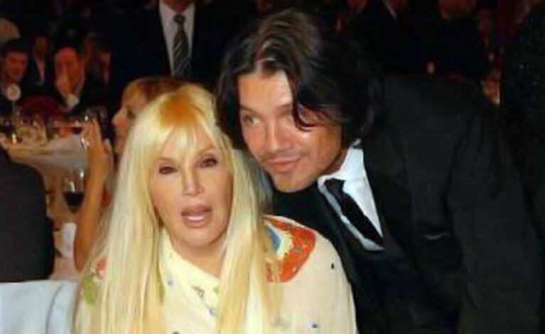 Susana Giménez y Marcelo Tinelli juntos, en la entrega de los Martín Fierro. (Foto: Web)
