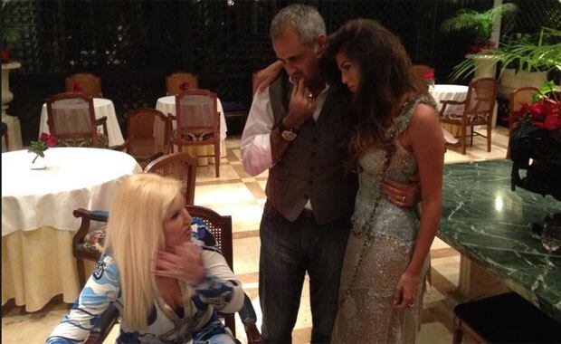 Susana, Rial y Loly charlaron animadamente en el back de la tapa (Foto: Twitter). 