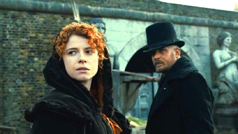 Taboo cuenta con el sello de Steven Knight, el creador de Peaky Blinders.