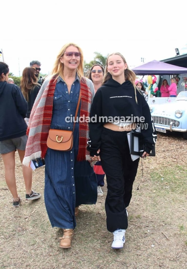 Taína Gravier, la hija de Valeria Mazza, debutó como cantante: las fotos y el apoyo de su familia 