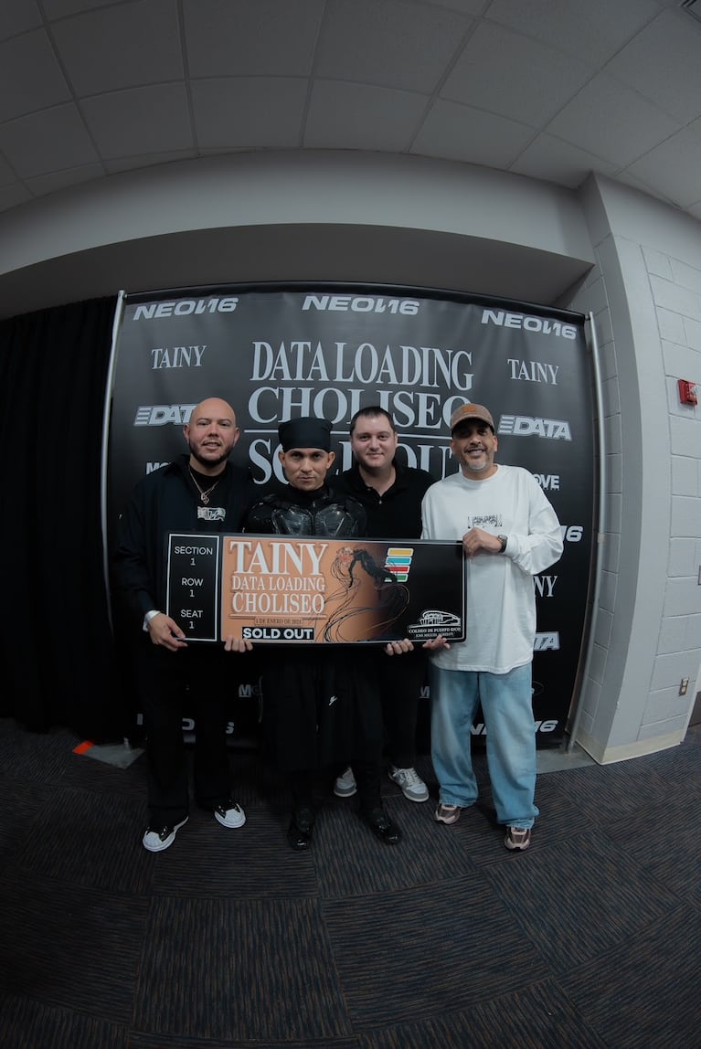 Tainy presentó un innovador espectáculo 360° Data Loading en el legendario Coliseo de Puerto Rico