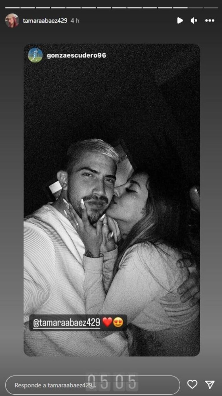 Tamara Báez blanqueó a su novio y mostró la señal del universo que la hizo creer en este amor