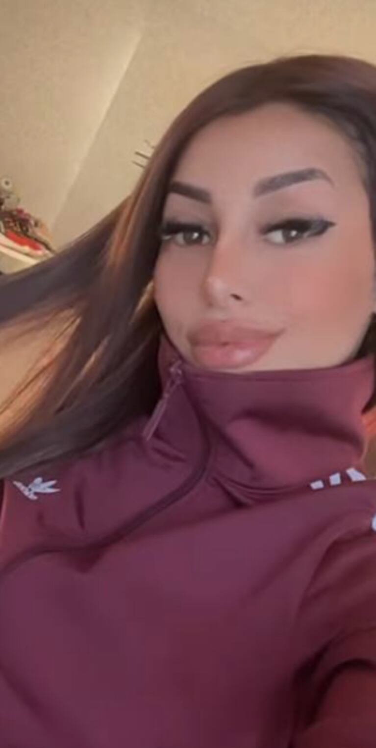 Tamara Báez impactó con sus nuevas pestañas postizas de fantasía: "Tienen un poquito de blanco"