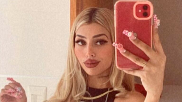 Tamara Báez se mostró muy sensual en ropa interior.
