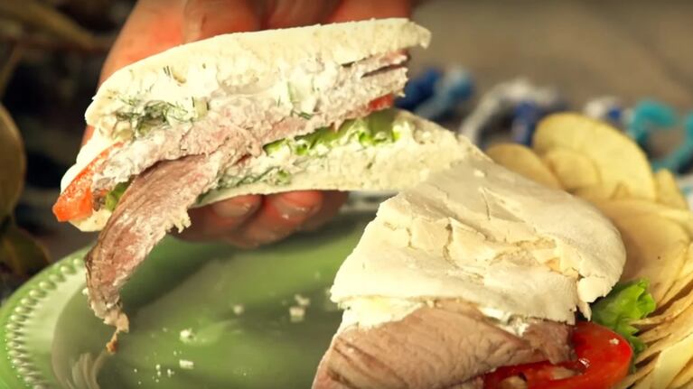 Tapa de asado al pimentón con salsa de yogurt: la receta que logra la mejor combinación