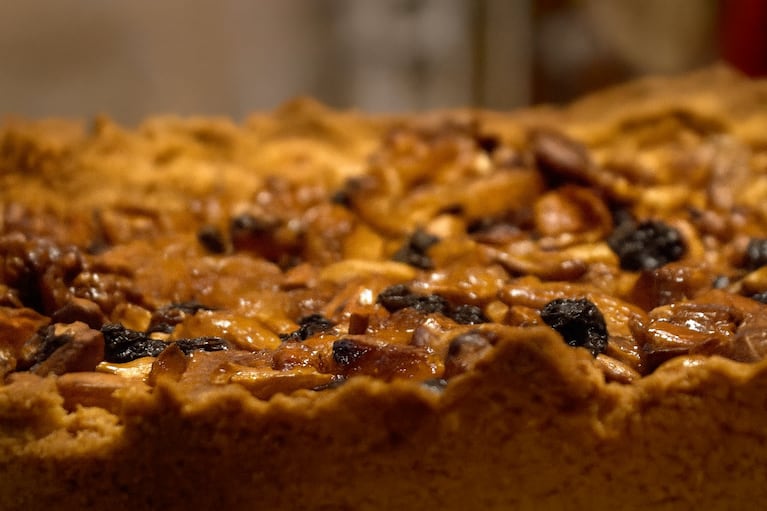 Tarta de frutos secos de Maru Botana. Foto: Youtube (@marubotanaoficial)