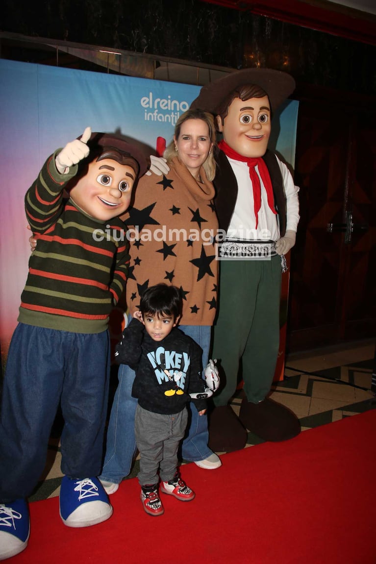 Tatiana Schapiro con el pequeño Joaquín  (Foto: Movilpress)