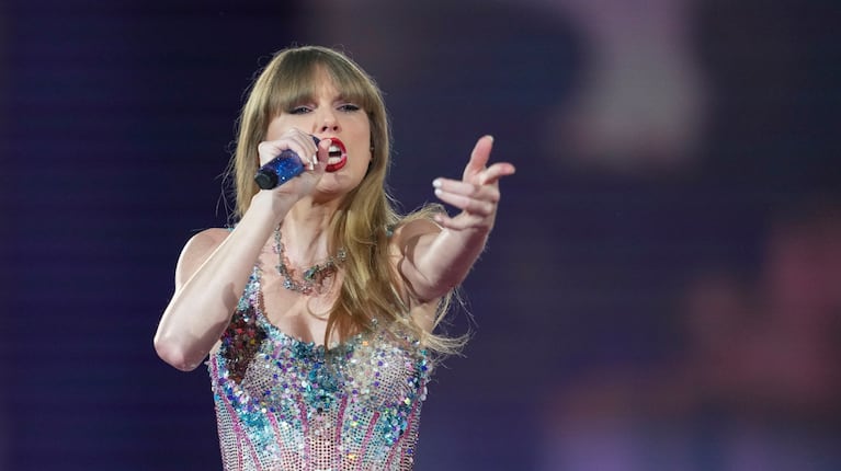 Taylor Swift abrió “The Eras Tour” en Australia frete a 96 mil personas.