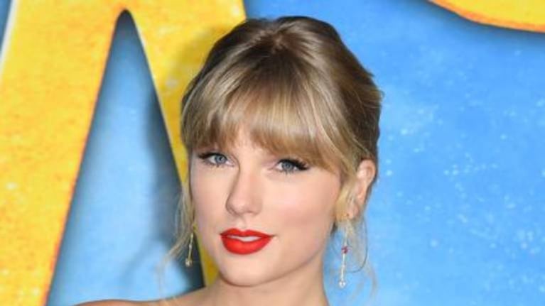 Taylor Swift publicó una nueva versión de su tema Christmas Tree Farm