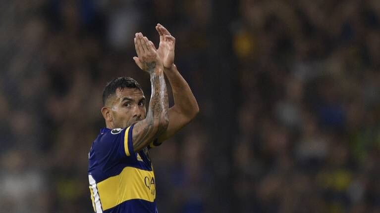 Tevez, en contra de la vuelta del fútbol: Hay gente que se está muriendo, no es el momento
