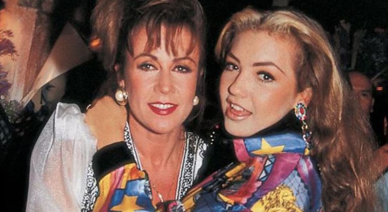 Thalía y su hermana Laura Zapata no se hablan desde 2002: el escandaloso secuestro que las separó