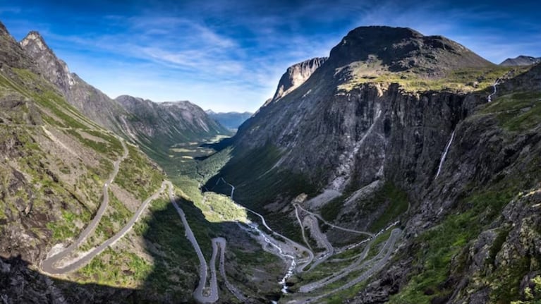 ‘The Gorge’: el misterio del perturbador abismo secreto de la película que arrasa en Apple TV+