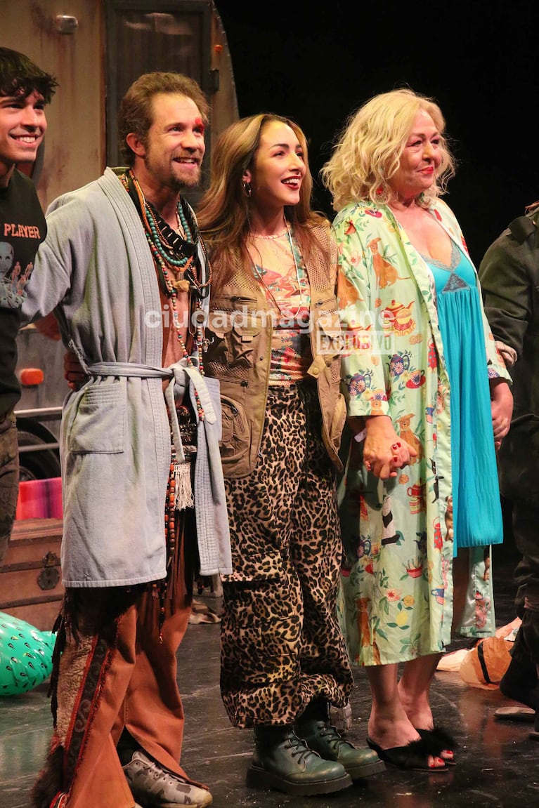 Thelma Fardín y Tacho Riera estrenaron su obra teatral Motorhome (Foto: Movilpress).