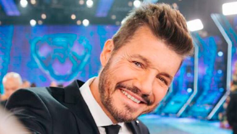 Tierno reencuentro de Marcelo Tinelli con Paula Robles y los abuelos de sus hijos.